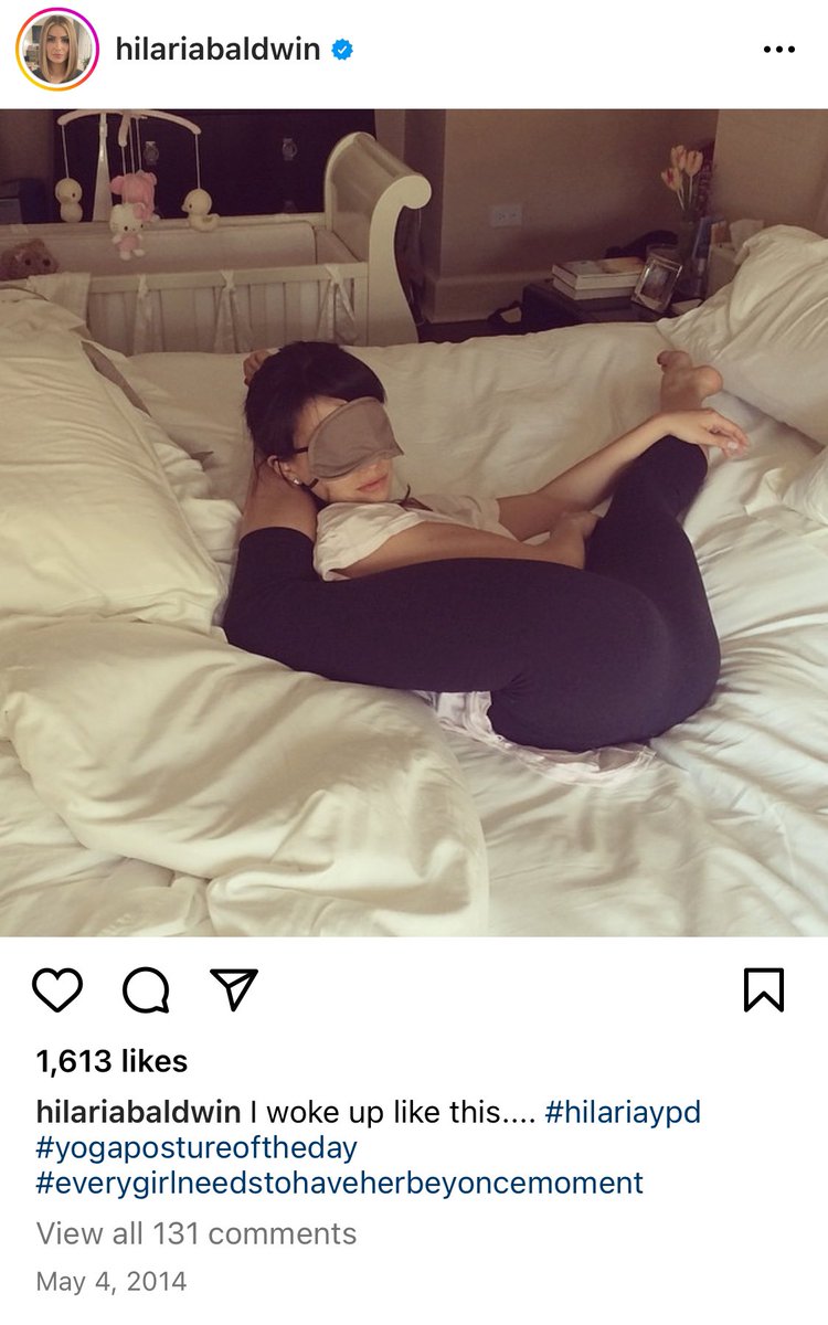 MrsAlecBaldwin’s ass. Fake ass. MoonAss. Her ass is otherwise flat. But, forever an optimistic opportunist, theSpanish version of Rachel Dolezal put on her ass prosthetic for clicks & potential financial gain. This on the day her contractual marriage spouse gets charged. Craycray