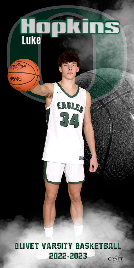 OlivetBoysHoop's tweet photo. Strong team effort tonight during a 72-32 victory over Maple Valley at home. All 12 players scored! Tayven Feldpausch led the way with 14 points (4 treys), followed by Bo Lincoln’s 12, Brayden Wine’s 10 &amp; Lucas Hopkins’ 8. The 11-0 Eagles were 10-for-25 from behind the arc. https://t.co/irPIcur519