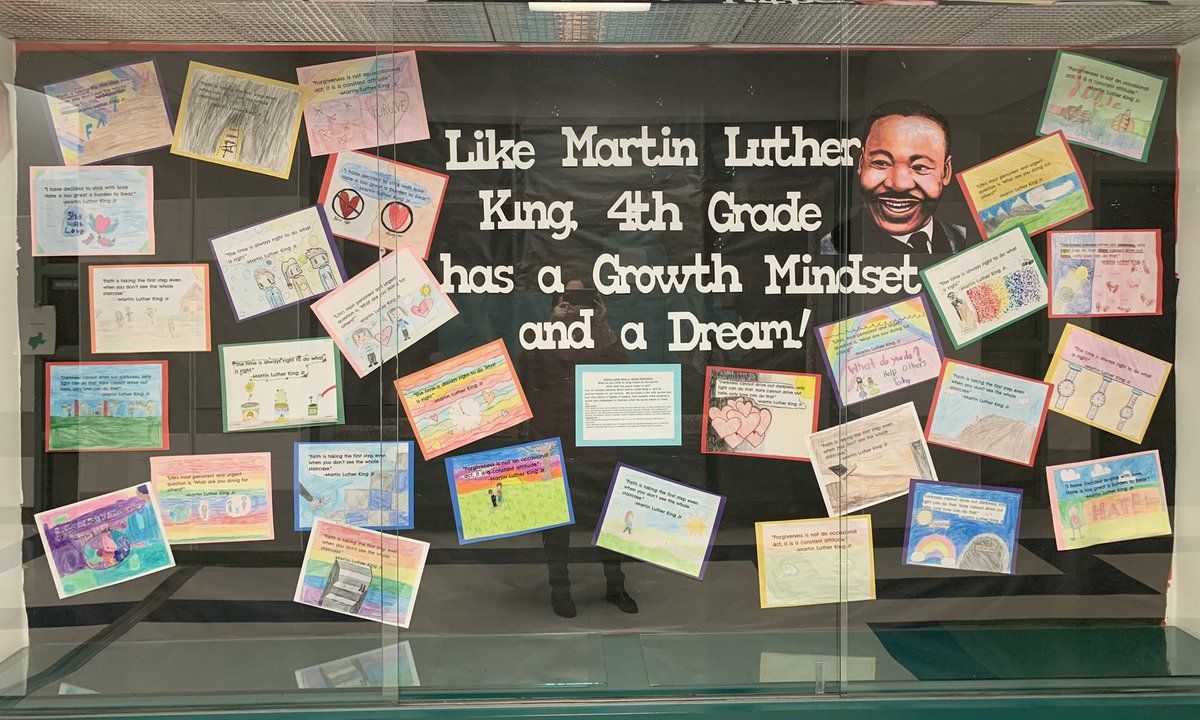 MsDant2_WLES's tweet image. Look at these beautiful 4th grade interpretations using quotes from Martin Luther King Jr. Truly amazing! @WillisLaneES #willisPRIDE #growthmindset