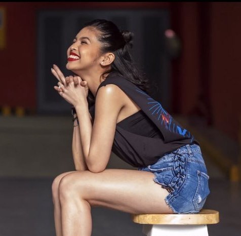mainernimaine's tweet photo. 🎥: Kuya Ryan 
— Maine,27 #thestudio 
🔗https://t.co/cvnfVnlHuO

@mainedcm |#MaineMendoza https://t.co/tLF2ZvUCHM