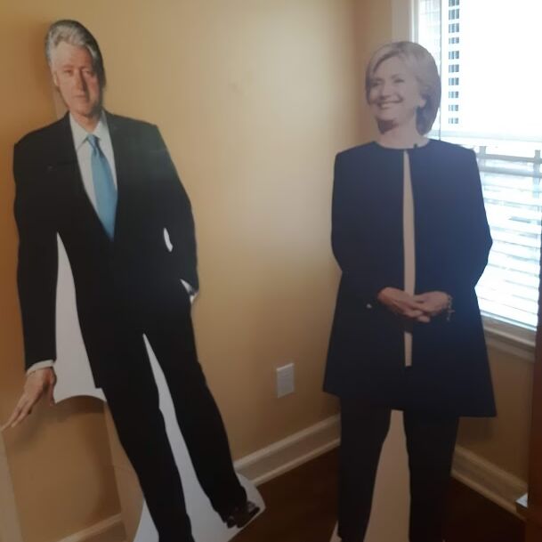 What do you think they're talking about? 🤔

Stop by &amp; selfie with #theClintons! They tend to travel about the #ClintonHouse, &amp; stumbling upon them is part of the fun.

📍#FayettevilleArkansas
🕙Open Thu/Fri/Sat | 10am-4pm

#clintonhousemuseum #arkansastourism #billclinton