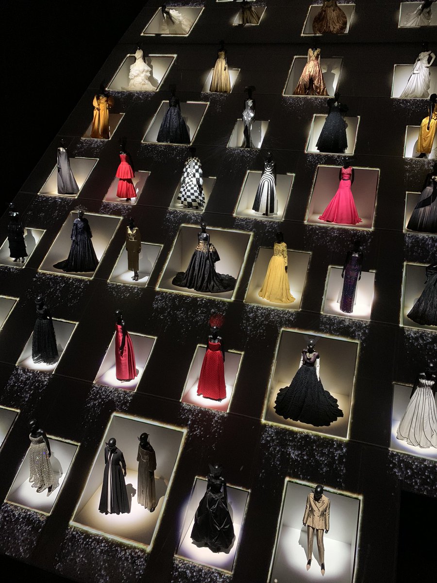 ディオール展最高でした… https://t.co/M6NPlBQu4n