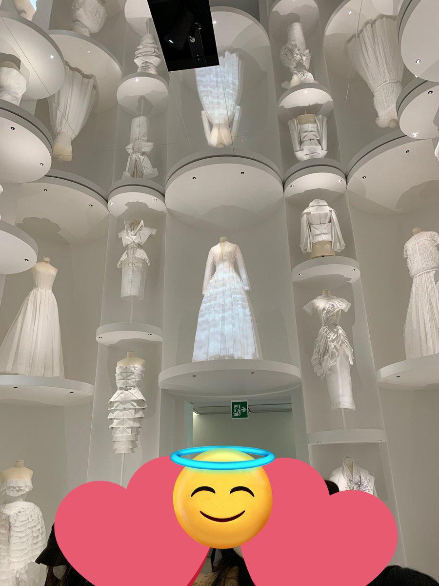 ディオール展最高でした… https://t.co/M6NPlBQu4n
