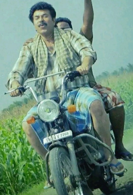 mr_abdulla92's tweet photo. Definition of acting-Behaving truthfully under imaginary circumstances.

When James woke up as Sundaram, yet another classic was born. @mammukka convinced 2 entirely different personalities easily.

Thanks Lijo &amp; Teni Eswar 4 wonderful cinema experience

#NanpakalNerathuMayakkam https://t.co/7VUtudFggX