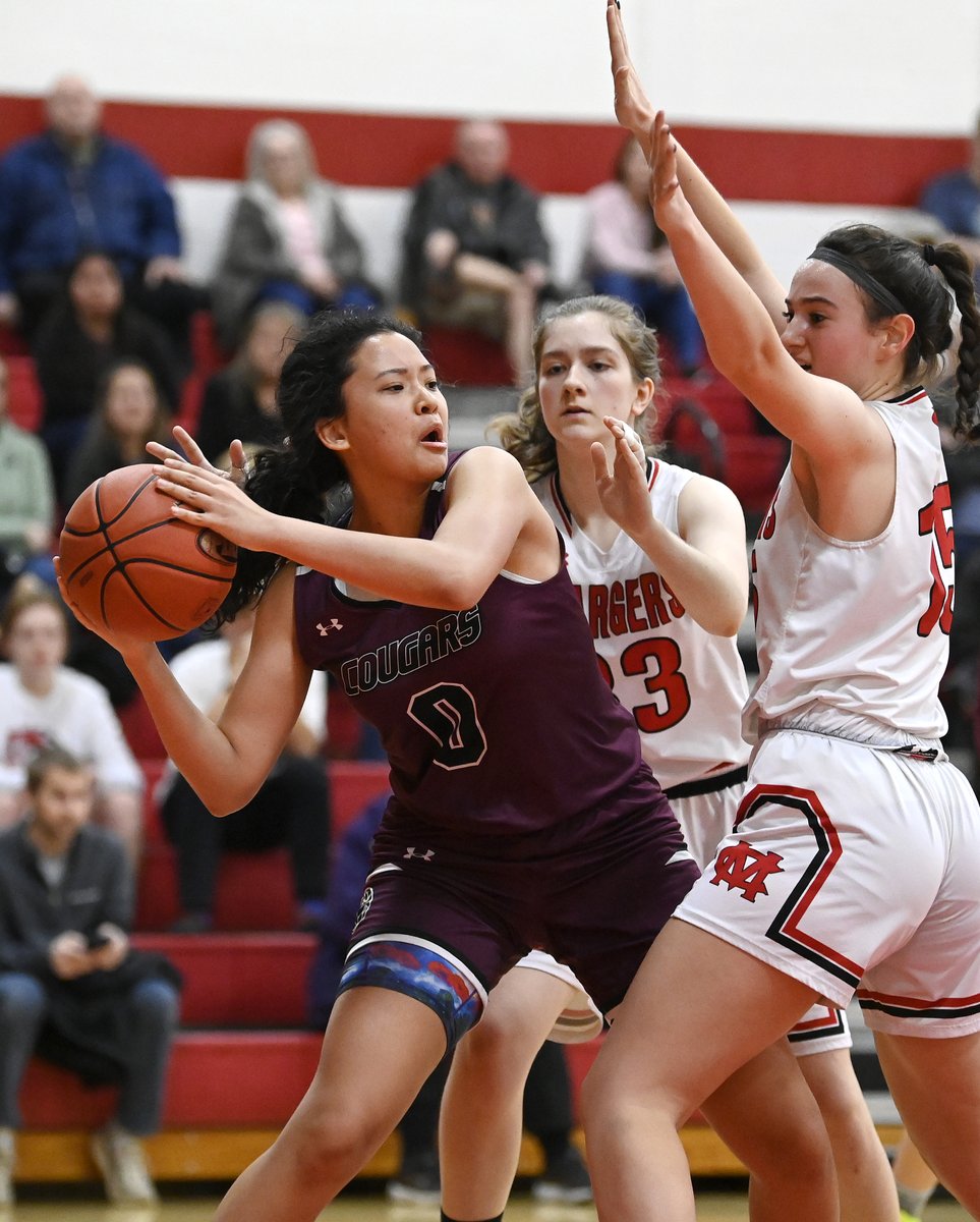 phojoknight's tweet photo. Lancaster Country Day def. Mt. Calvary 54-45 in a non-league girls basketball game in Etown Thursday. Genesis Meadows with 30 pts. @LancasterSports @LancasterOnline @JasonGuarente @JeffReinhart77 @LCDSsports @LCDSchool @MTCS #PaGirlsHoops Gallery 👉 https://t.co/M5acEB609h https://t.co/TYdTuBGZc5