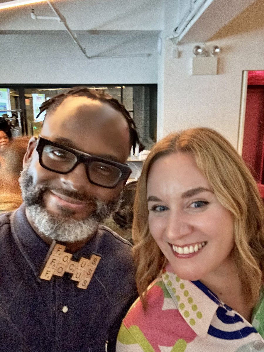 When roses collide IRL <a href="/LaurelLu/">Laurel</a> @100RFC <a href="/3PercentConf/">The 3% Conference</a> <a href="/TheOneClub/">The One Club for Creativity</a> #NCL