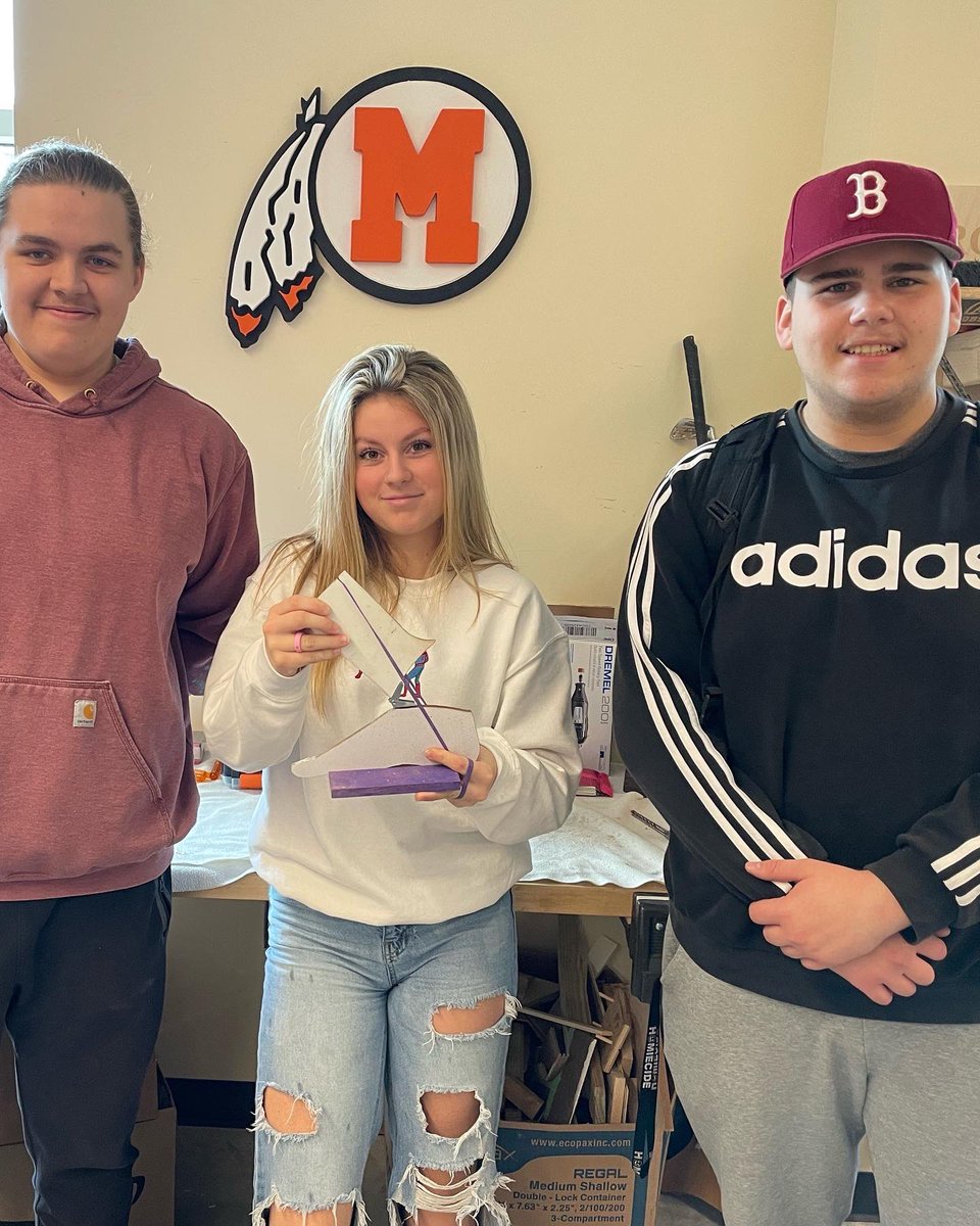 MiLABmiddleboro's tweet image. Middleborough’s Innovation Lab is helping support hands on projects and helping engage learners. #middleboroughps #engagedlearning #middleboroma @PrincipalBran