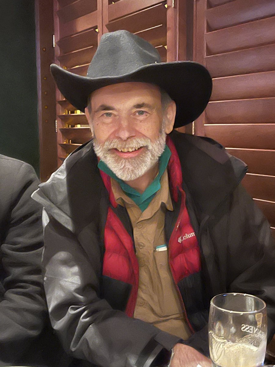 revmahoney's tweet photo. So thrilled to catch up with old friend, Chris Slattery, at the Dubliner for a quick dinner! #OldFriendsBestFriends #HowdyCowboy https://t.co/XLKMgbD4Db