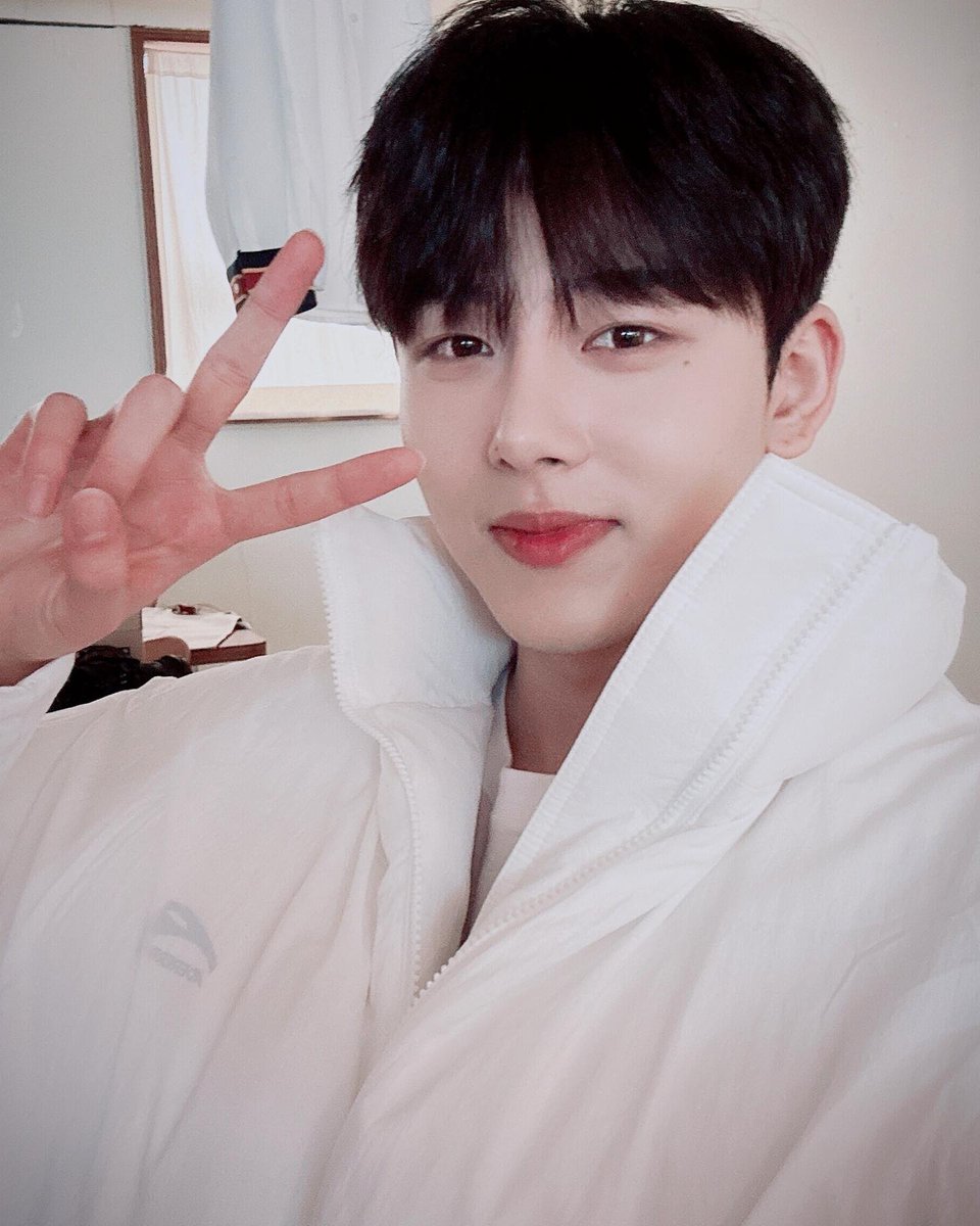 너무예뿌다정혀나😭💕