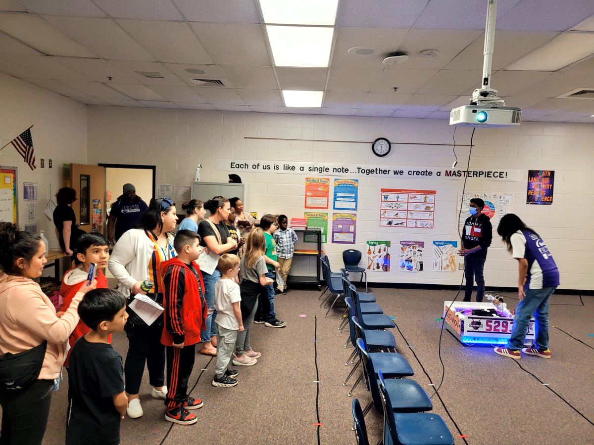 FRC5293's tweet photo. Great time showcasing our robot at Berkeley Lake elementary school STEM night! https://t.co/zZTNuBAZPQ
