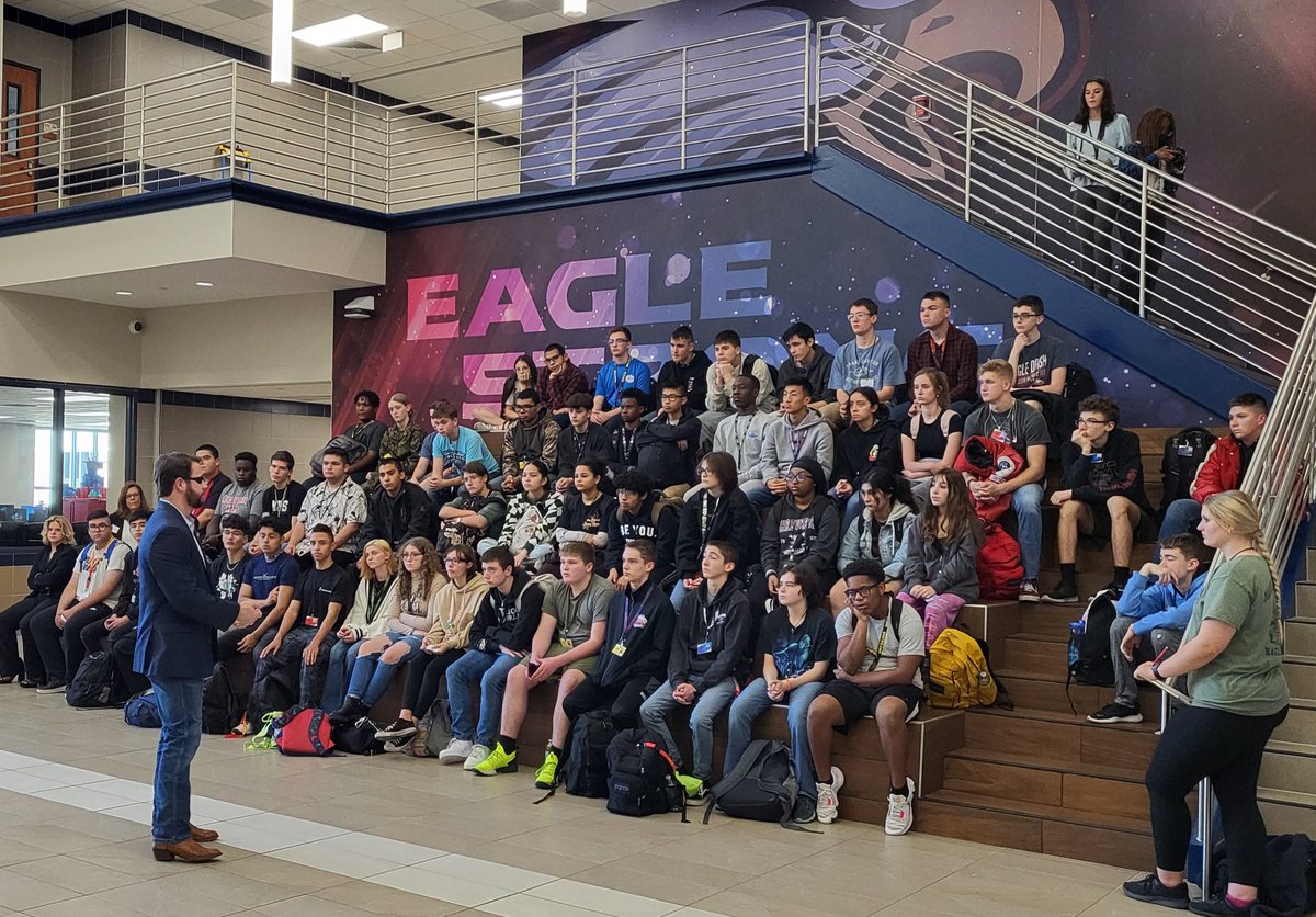 Thank you <a href="/DanCrenshawTX/">Dan Crenshaw</a> for visiting AHS and speaking to the <a href="/AHS_MC_JROTC/">AHS_MCJROTC</a> and <a href="/AHSEaglesMedia/">AHS Eagles Media</a> students about leadership and perseverance. #The🅰️Way
<a href="/HumbleISD/">Humble ISD</a>