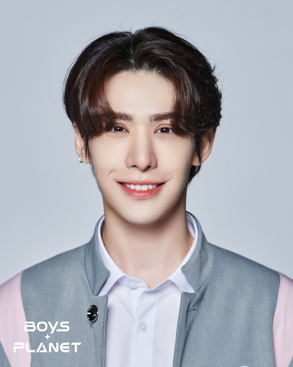WUMUTIfr_FAN's tweet photo. 💌  |  Wumuti FRANCE

Bienvenue sur votre fanbase française de Wumuti, particiant au survival show BoysPlanet et ex-participant au survival show UnderNineteen :

‣ @_mnetboysplanet | #WUMUTI #우무티 #吾木提 #UmutTursun #WumutiTuerxun #吐尔逊 #吾木提 #BoysPlanet #보이즈플래닛 https://t.co/jGQFs6N8g4