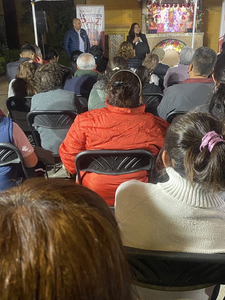 OscarGtzCamacho's tweet photo. Junto a mi querida Diputada Local @YoConLourdesPaz continuamos atendiendo a las y los vecinos de Iztacalco, escuchamos sus necesidades. 
¡Seguiremos construyendo un mayor bienestar para todas y todos! https://t.co/jiqGR35a53