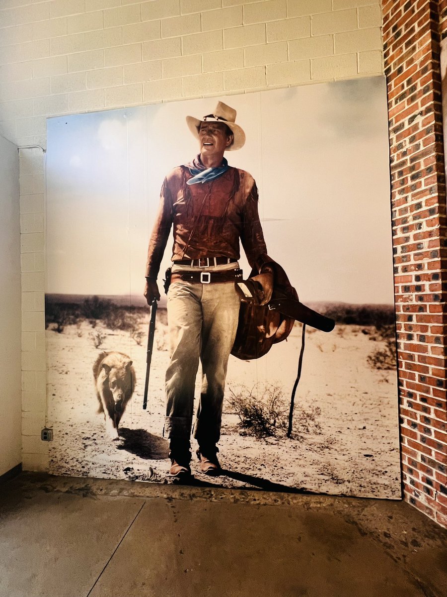 stacey_hickson's tweet photo. Great day at the stockyards today. If you haven’t visited the John Wayne Experience and you’re a fan, it’s a must. #johnwayneexperience #fortworthstockyards #johnwayneofficial https://t.co/ie0qa44tni