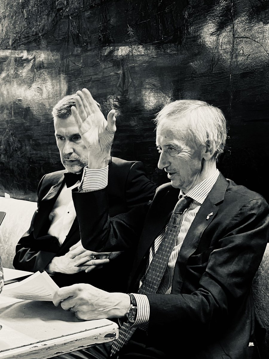 The #NYCMS was privileged to have <a href="/TedSmyth/">Ted Smyth</a> recount the history of the Northern Ireland peace process, from the view of someone in the room where it happened. Many thanks Ted!