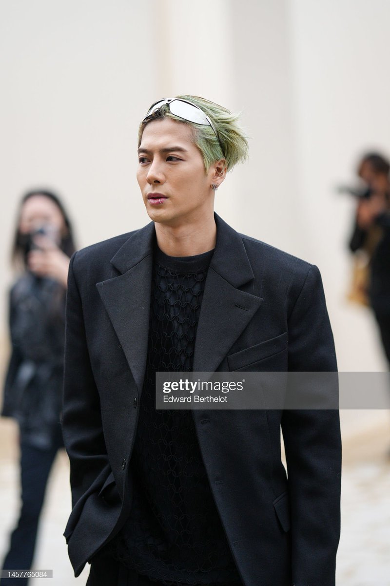 NiceTy4's tweet photo. 🥹🥹🥹 #JacksonWangParisFW_LV https://t.co/9BiaI311tt