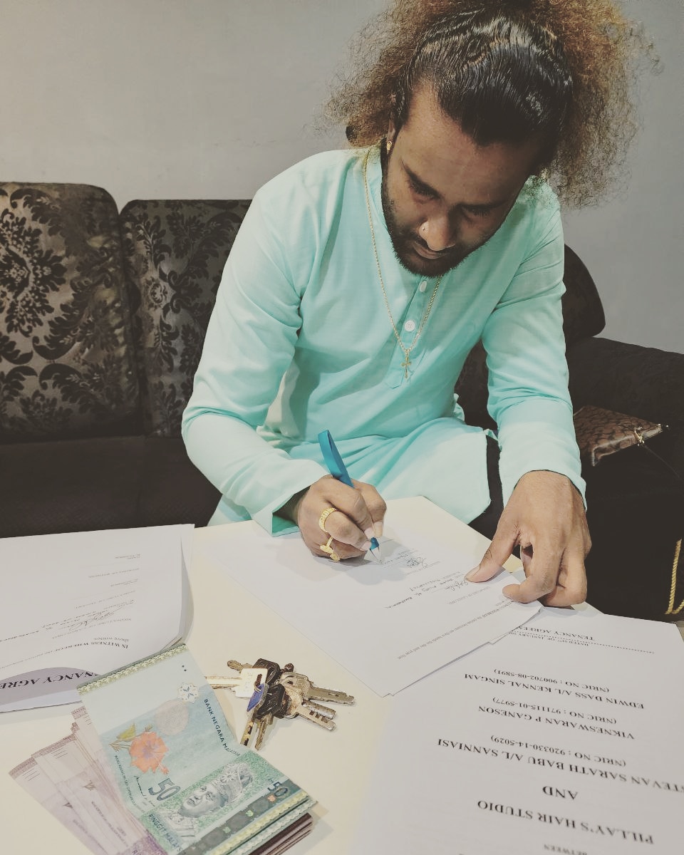 stevenssb123's tweet photo. With the beginning of 2023, begins my new venture... my own studio.. a lifelong dream in making finally in my grasp. May this journey be filled with success and strength.Thanks to the universe, parents, friends, and all my well wishers.Stay tuned for more exciting updates

SSB ❤️ https://t.co/a8KjNIJU22