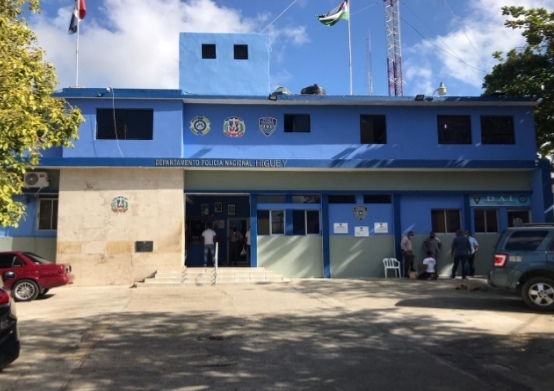 HigueyInfo's tweet photo. Niña de un año muere ahogada en una cubeta de agua en Higüey

La Policía Nacional informó que una infante de un año de edad murió ahogada en una cubeta de agua en el baño de la casa en donde se encontraba bajo la 

https://t.co/sF82fI2ovv https://t.co/pS5l6aXl1D