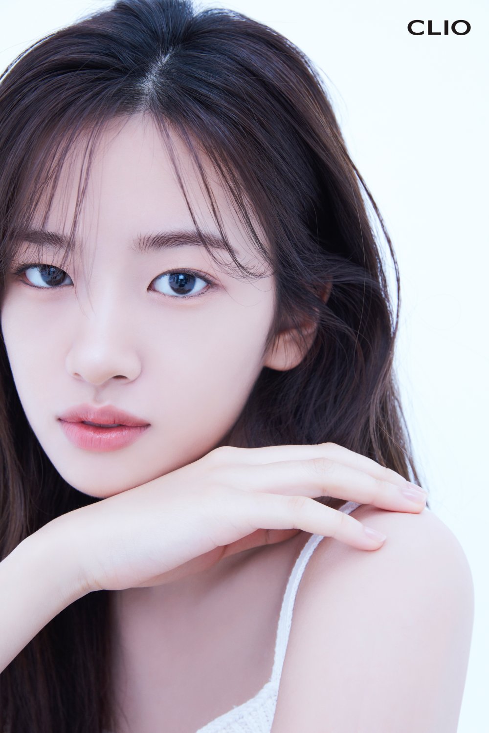 Fm4qiKMaUAAfbMO?format=jpg&name=large