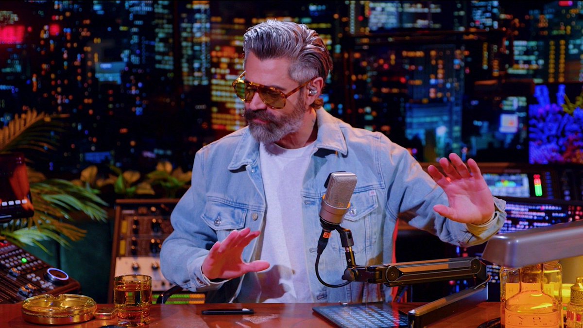 MikeRedbar's tweet photo. RED BAR RADIO S20 E23
8.5-HOUR EPISODE! / Redbar is back, "Celebrating 20 Years of Leadership in Broadcasting" / RIP Michael Lehrer? / Sam Tripoli reaches a heroic milestone / Anisa haircut prediction came true! / Tim Dillon’s sunglasses / WE WATCHED: Candyland, The Menu, Mali... https://t.co/9uQbruR9Mu