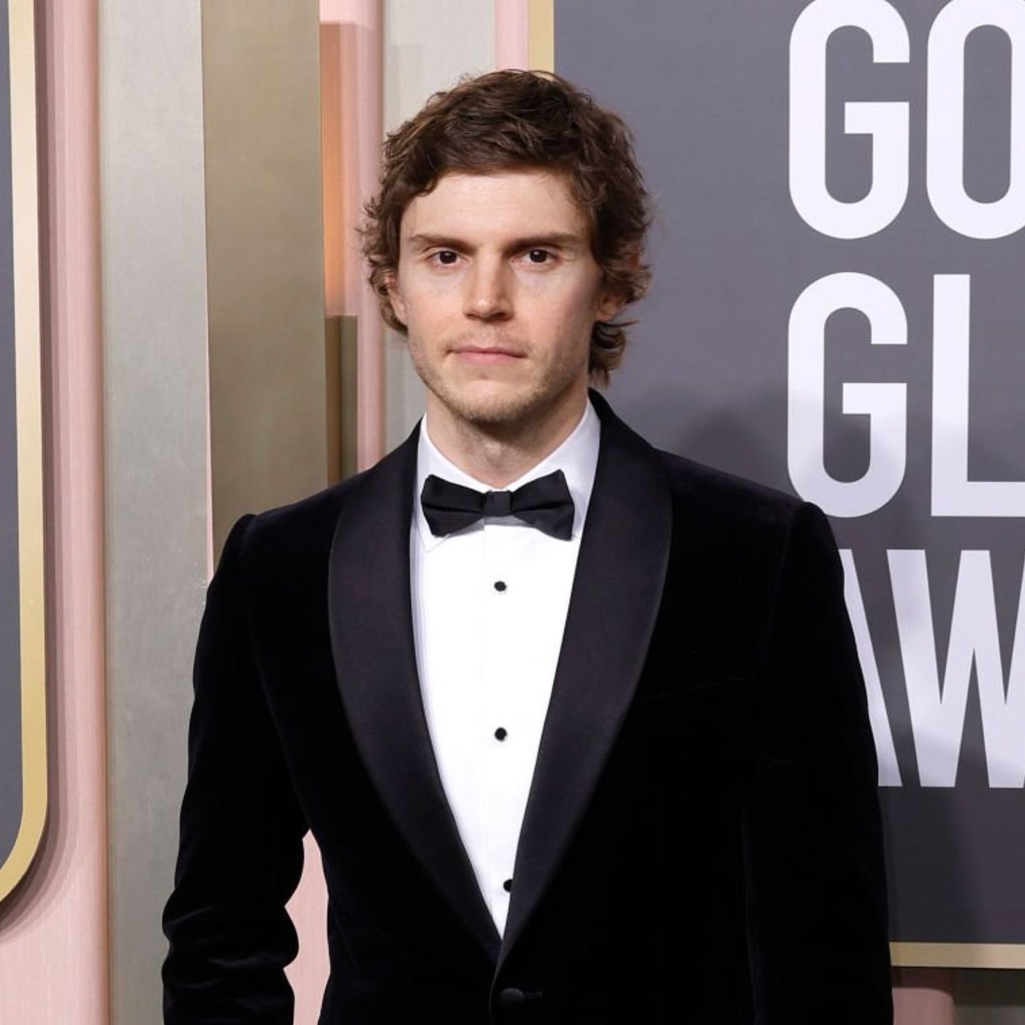 Happy bday evan peters!!! we love you sm   