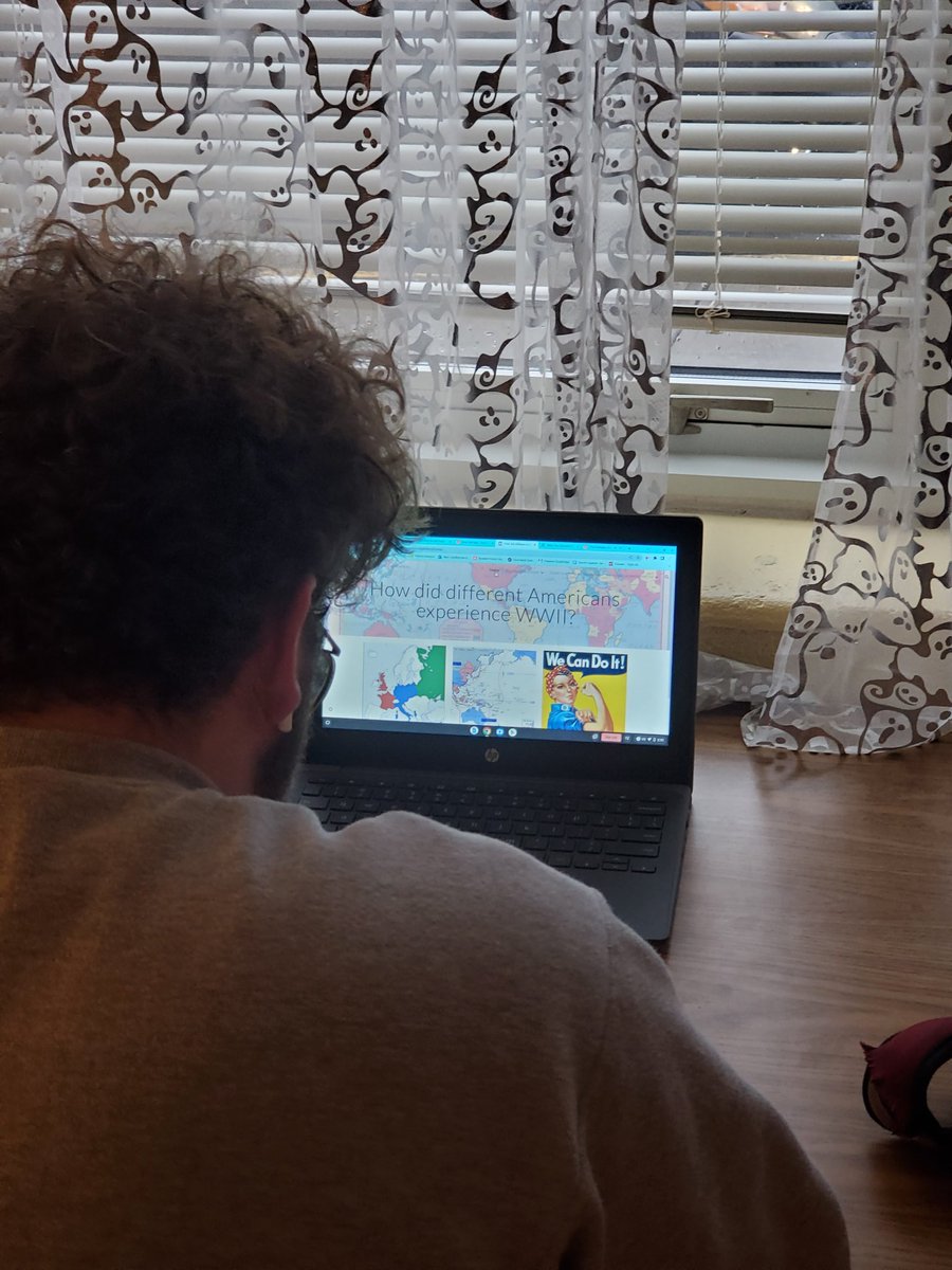 Teacher_Cassie's tweet photo. Students have been learning about how WW2 impacted Americans using a Google site. Lots of interesting info to work through. #AchieveKedc #achieveEd https://t.co/BLc0arsM8C