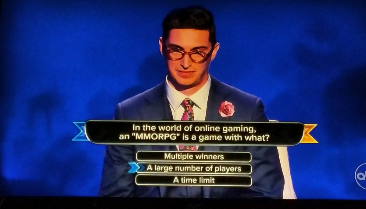 8BallZen's tweet photo. I've never heard of the letters "MMORPG" until I watched an anime called Sword Art Online. That anime helped me think "Okay! SAO is an MMORPG so what does SAO have? Multiple winners? A time limit? Not really. It's got 10K players. It's a large number." #TheChase #TheChaseABC https://t.co/6cwGta6YZb