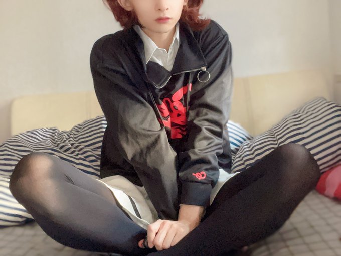 （逐渐开始试着适应推特的横版预览 https://t.co/HO9uMiHOJx
