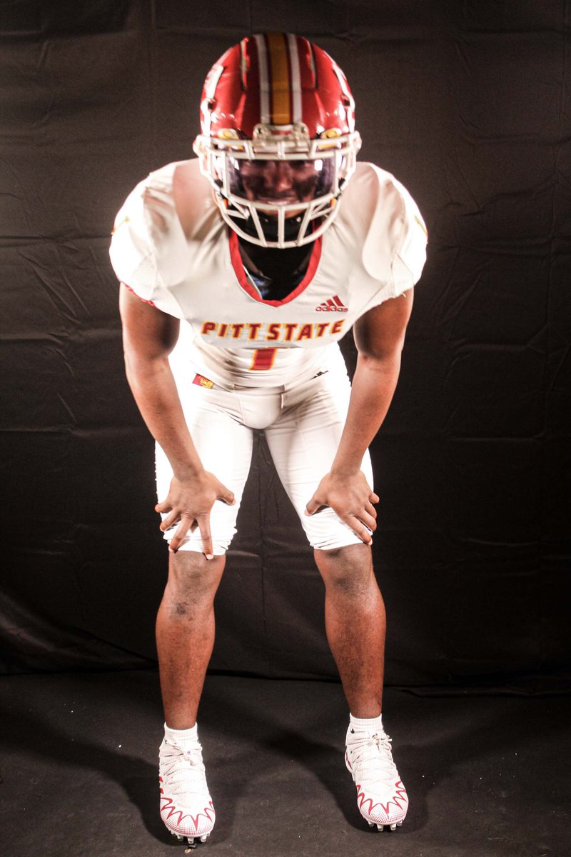 Eric Virgil (@ericvirgil01) on Twitter photo I would like to announce that I’m committed to <a href="/pittstate/">Pittsburg State</a> ‼️🦍🔴🟡<a href="/coachDBlevins/">Anarchy</a> <a href="/patcashmore/">Coach Cash</a> <a href="/HornetTouchdown/">Hilldale Football</a> I would like to announce that I’m committed to <a href="/pittstate/">Pittsburg State</a> ‼️🦍🔴🟡<a href="/coachDBlevins/">Anarchy</a> <a href="/patcashmore/">Coach Cash</a> <a href="/HornetTouchdown/">Hilldale Football</a>