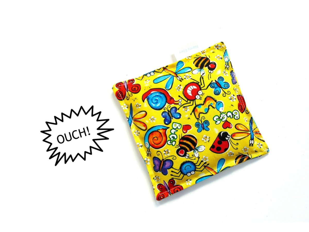 NancyEllenSt's tweet image. Boo boo bag for kids, hot cold pack, freezer pouch, microwavable heating pad, Butterflies and bugs fabric tuppu.net/5011a837 #Etsy #NancyEllenStudios #FreezerBag
