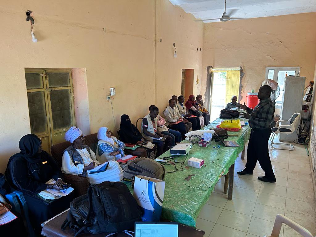 Thrilled that the @UofK__ @FMOH_SUDAN team have started training for a case control study to investigate impacts of #anophelesstephensi on #malaria transmission in Alme'alig today. Great work team!