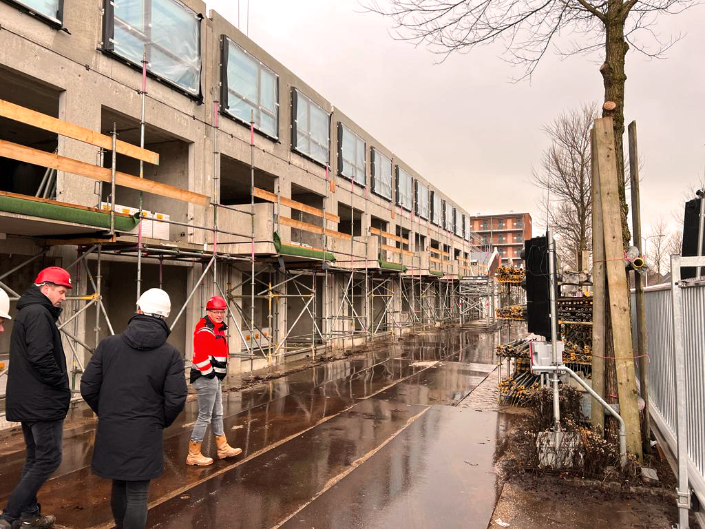 woonwerkarch's tweet photo. Construction has now started for our KOP housing project in Deventer!

KOP is an expressive residential building situated in the creative harbor district of Deventer. 

Take a closer look at KOP here: https://t.co/Azk3vp2yrd https://t.co/SlGqx3UNgY