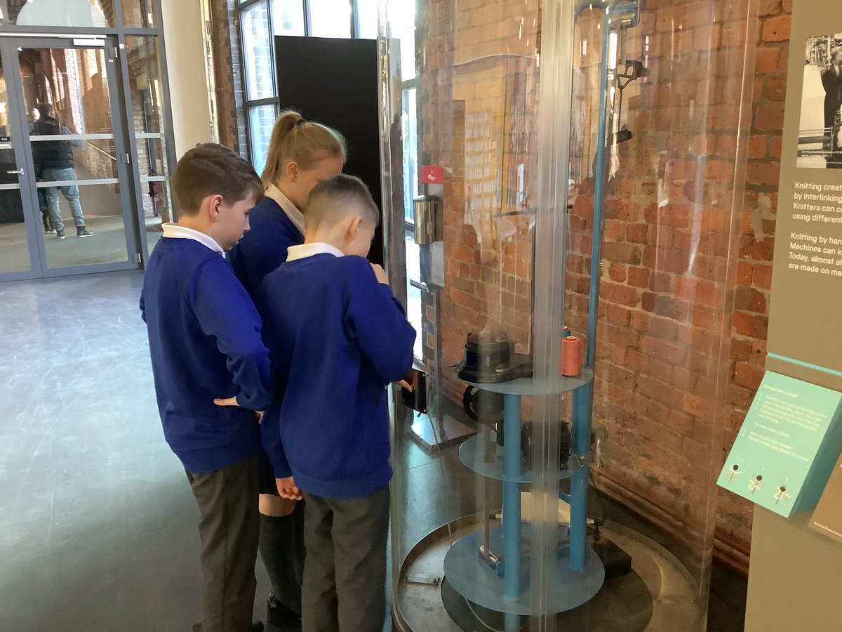 ChimpsYear6's tweet photo. Some highlights from yesterdays trip to Manchester Science and Industry Museum! @woodleajs https://t.co/D88x7q1lO9