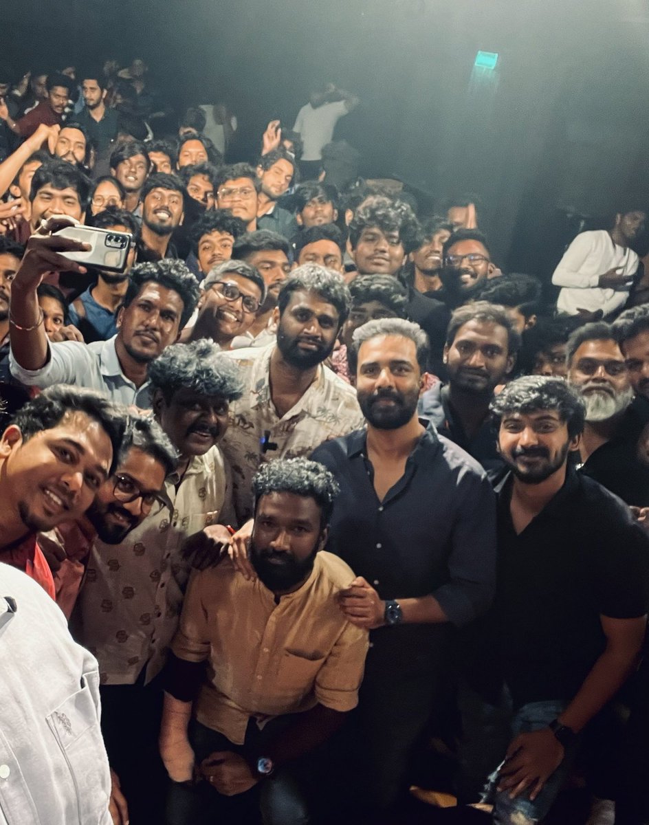TodayGlitz's tweet photo. #Thunivu success celebration ❤❤🙏 #ThunivuPongalWinner2023 https://t.co/sRAvoaZZwl