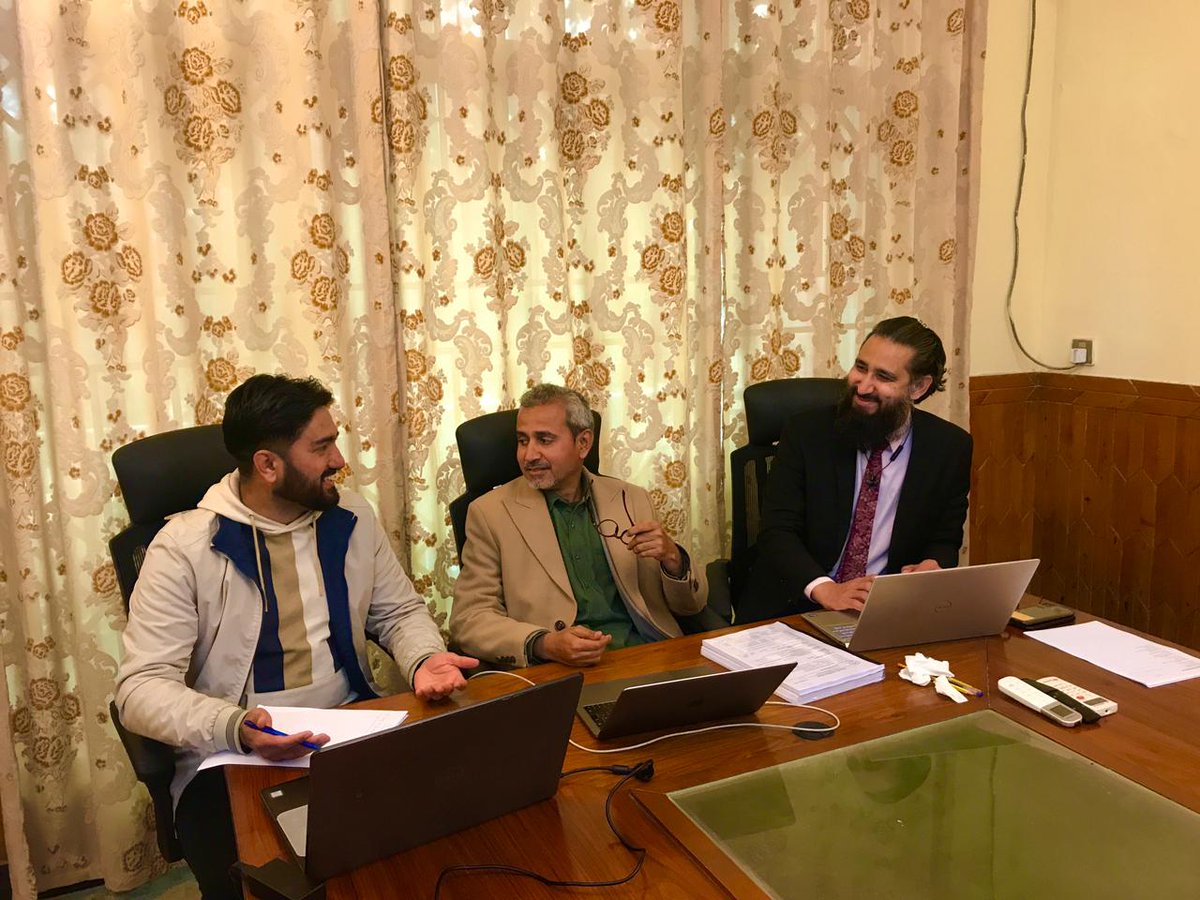 AttaradDr's tweet photo. DTRC meeting of the remaining 2 departments was held at Camp Office Islamabad. Subject experts from various universities across the country participated in an online video call/meeting.
#dtrc #uobs #hec #TTS #faculty #midterm #Evaluation https://t.co/dT4RCgWoHj https://t.co/AFV0bAIbb9