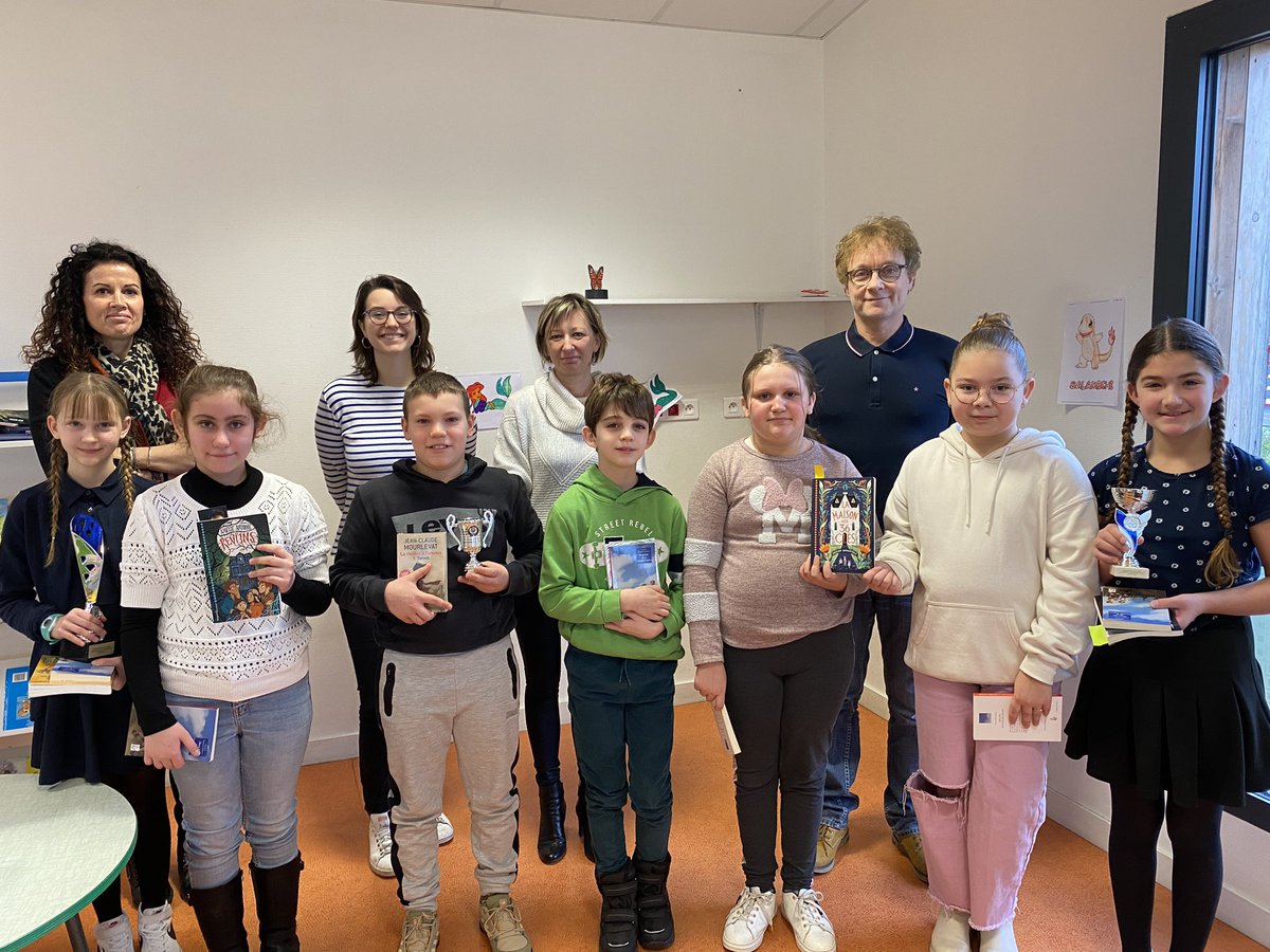 Une belle finale d’école <a href="/championlecture/">Les Petits champions de la lecture</a> . Le jury est parvenu à départager les 7 finalistes, non sans mal. Bravo à eux et à la gagnante qui jouera la finale départementale. #lecture