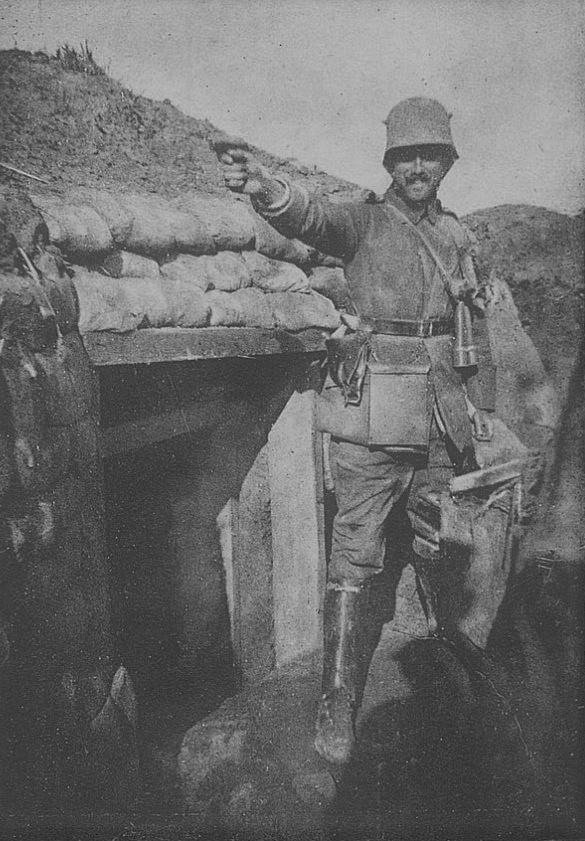 Leutnant Baensch of the German Field Artillery Regiment No.4 strikes an impressive pose in a trench near La Basseé, 1916. The pistol is some kind of pocket pistol but it's hard to tell the exact model. Small pistols like these were often privately purchased.