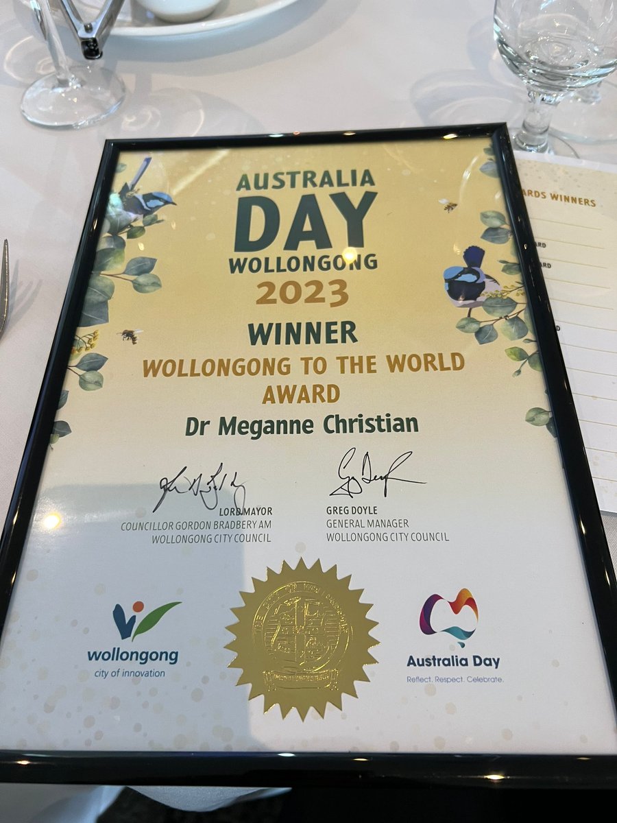 astro_meganne's tweet photo. Honoured to receive the “Wollongong to the World” #AustraliaDay #award from @Wollongong_City today. Thanks to my sisters for accepting it on my behalf, I wish I could have been there with you! https://t.co/ox4O2D4j7O