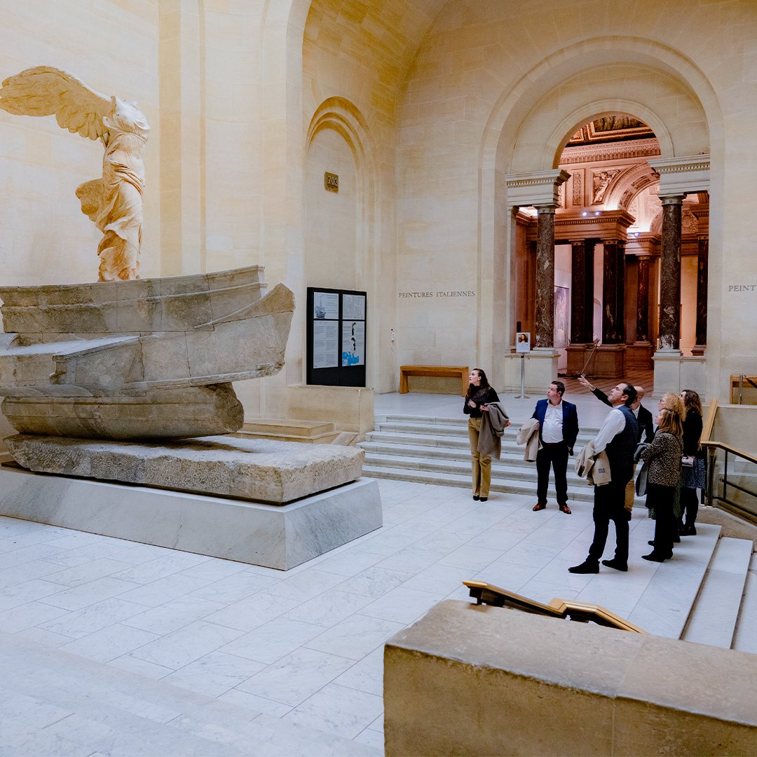 DSAlcala's tweet photo. Ver el Museo del Louvre y compartir unos dulces en el Café Marly, es una auténtica escapada parisina. 

#ONLYYOUPRIVILEGE https://t.co/n5kaj0Vrdf