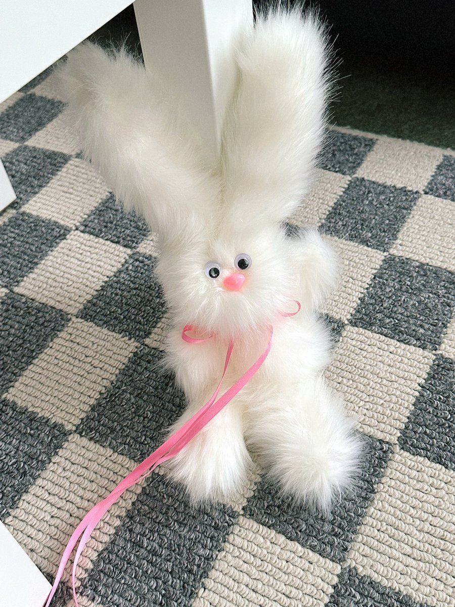 summerinnyy's tweet photo. RT추첨 1분께 드려요🐇

린콤마에서 탄생한
하얀토끼 pooning 푸닝이를 소개합니다 ! 

01.21 (토) pm 8:00 한정수량 오픈 🫶🏻

https://t.co/Mvg4L8iuie https://t.co/fll1Z5ENyM