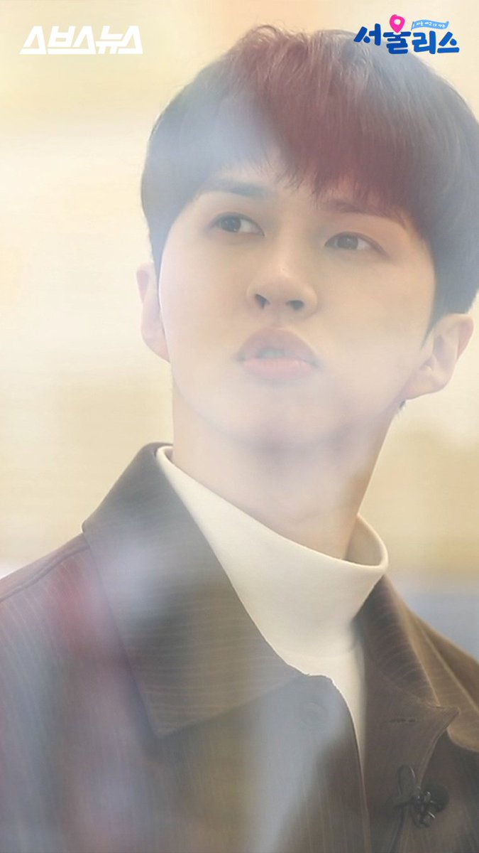 seouless_subusu's tweet photo. 여러분! 영상 잘 보셨나요??ㅎㅎ
(https://t.co/Fs2EN9KUII)

다음 주까지 어떻게 기다려!!! 하시는 별빛 분들을 위해
미공개 사진을 좀 가져왔습니다..

뇌물 사진 종종 가져올 테니까
서울리스도 빅스도 많이 사랑해주세요..♥
@jaehwany0406 @RealVIXX #빅스 #vixx #켄 #ken https://t.co/B1a6p20ha8