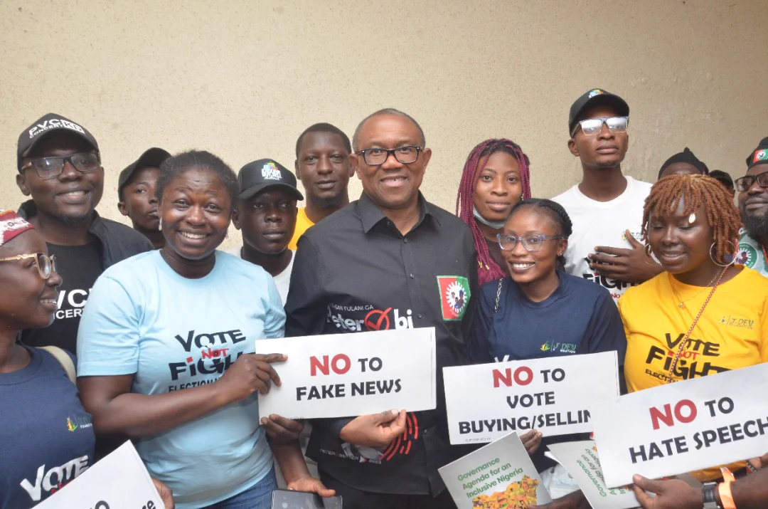 Nigerian presidential candidate and flag bearer of the Labour Party, Mr Peter Obi and his running mate, Dr Datti Baba Ahmed signing a commitement to ensuring non violence election and also endorsing the Vote Not Fight Campaign.