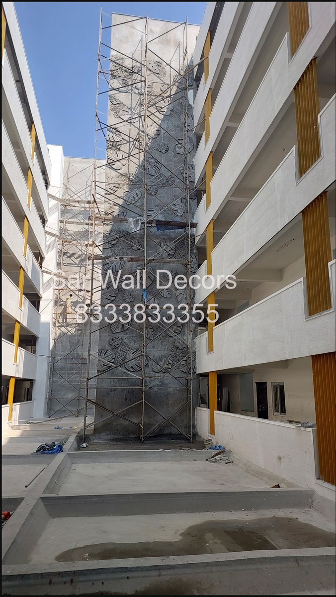 sarwalldecors's tweet photo. Ongoing Work Processes on Exterior Front Wall Leaf Cement Design at Bachupally
*
*
*
#exteriorfrontwallleafcementdesign 
#simplefrontwallcementdesign 
#compoundwall #elevationdesignfrontelevation 
#cementdesign #housefrontwallcementdesignideas 
#cementleaveswallpainting. https://t.co/vcaEM5dyD9