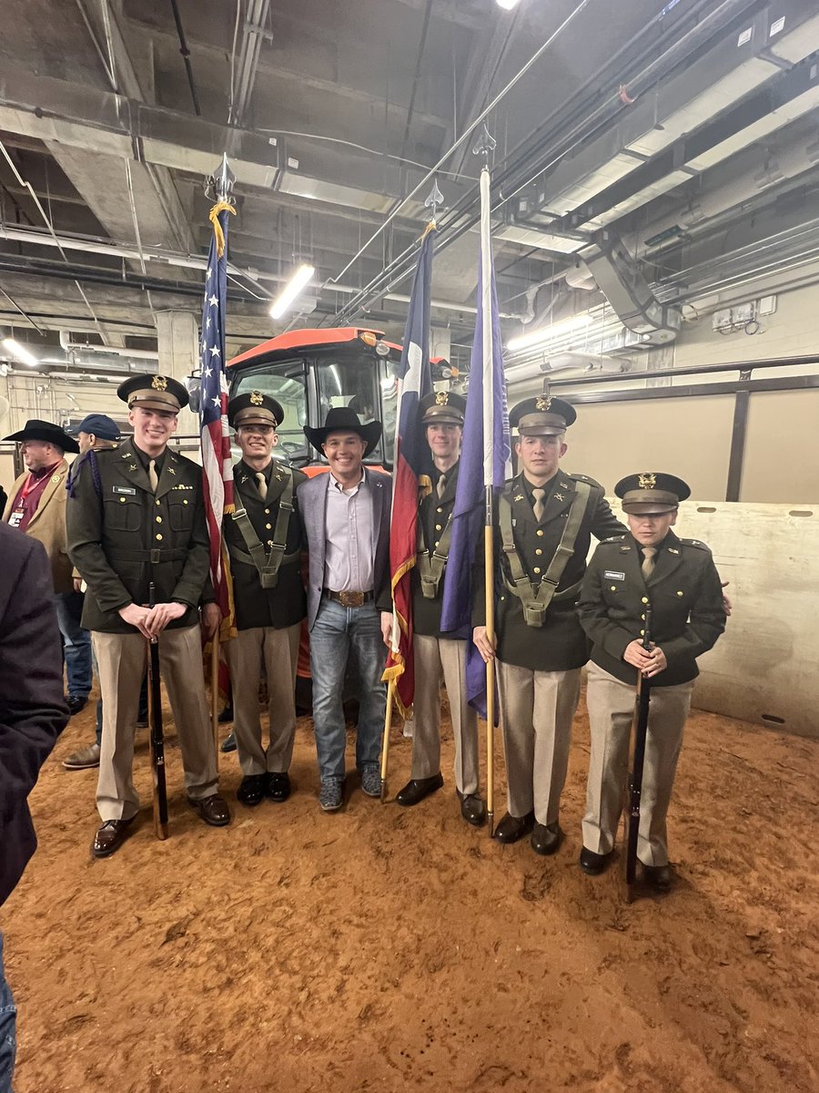 TarletonPrez's tweet photo. @TarletonState was well represented tonight at the @fwssr. It was an honor to represent the Purple & White in the grand entry. #BleedPurple ๐#TarletonRodeo https://t.co/Ex1ba1QjhY