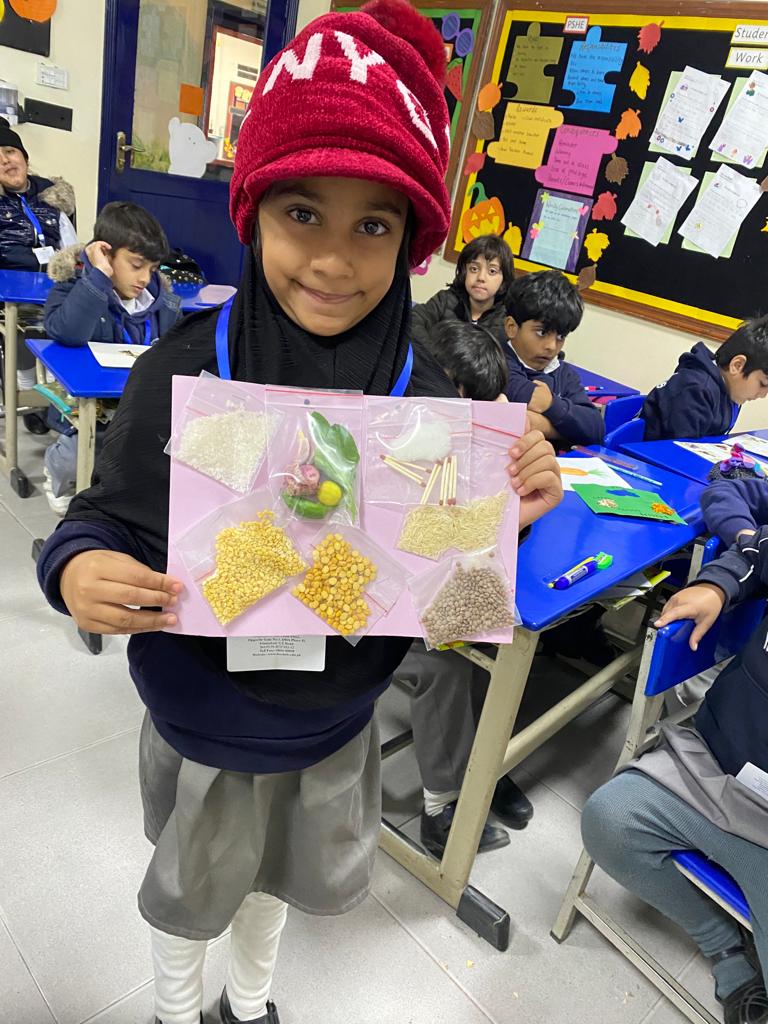 Froebels's tweet photo. Year 1 learning about natural resources for their @IPC unit, The Earth Our Home.

#Froebels https://t.co/BDQVuGhm2L