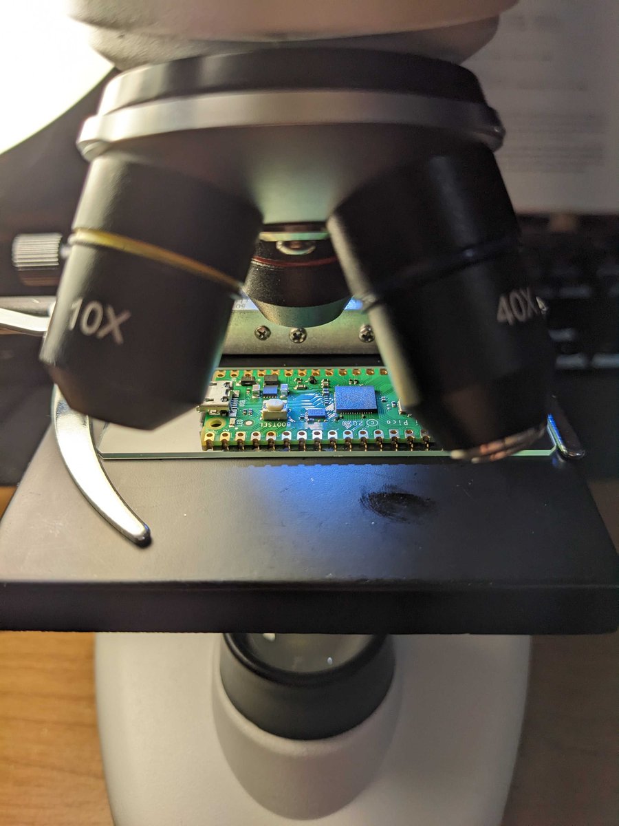 RustyOneTwo's tweet image. 1x, 7x, 160x, and 400x magnification of a single component on a rpi pico. #microscopy #electronics