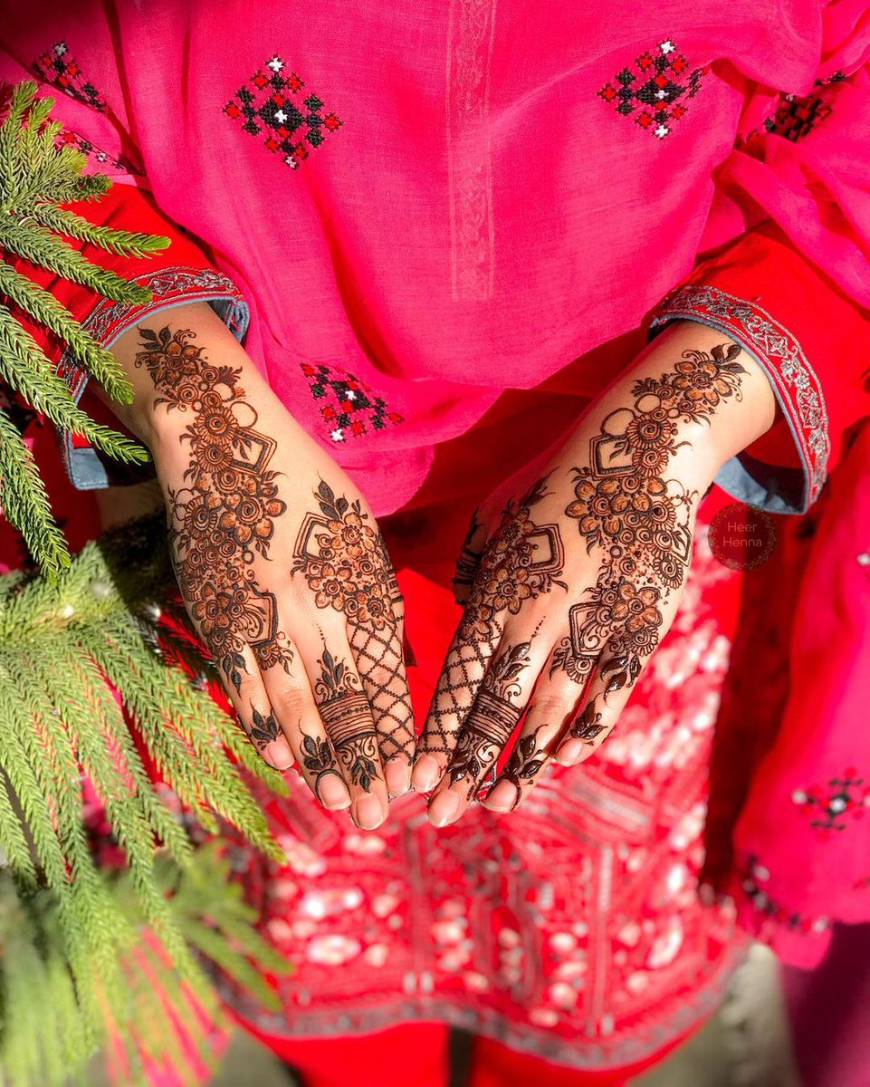 WeddingArtweb's tweet photo. #Mehndi https://t.co/xRvtb23bix