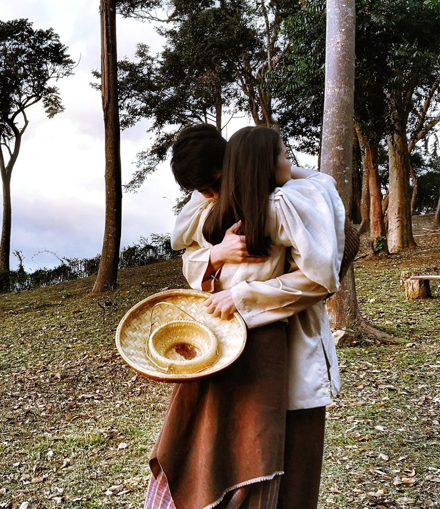 rax_drama's tweet photo. Kahit ilang edits and fics pa, I realize, nothing really can prepare me for the pain this scene will cause :(
#MCISumamaKaSaMundoKo https://t.co/mK443HUFjK