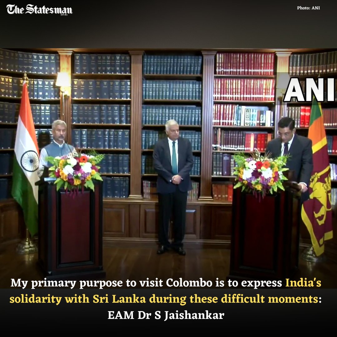 TheStatesmanLtd's tweet photo. “My primary purpose to visit Colombo is to express India's solidarity with Sri Lanka during these difficult moments”: EAM Dr S Jaishankar said during his visit in Sri Lanka.
#SJaishankar #SriLanka #Colmbo https://t.co/6AoBOHqh1a
