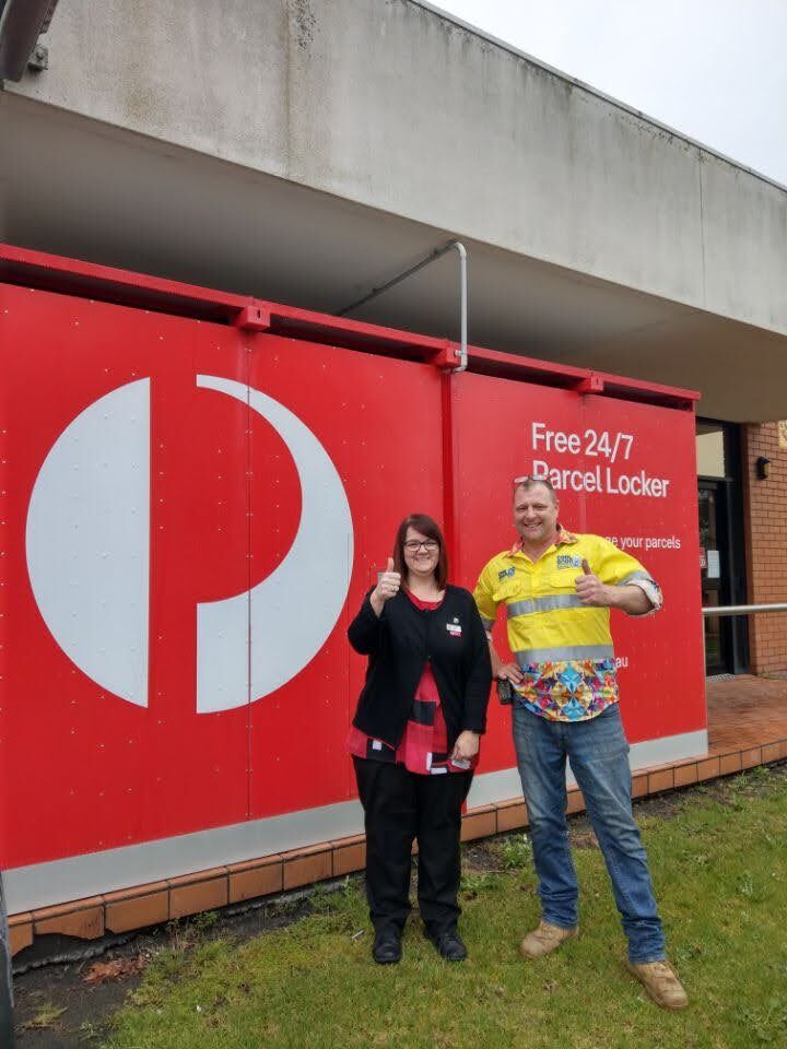 coolaquasprings's tweet image. When we had our mental health day, Jordy went above and beyond with his trendy new shirt. He snapped a stack of selfies with our beloved customers.  Check out the album here
photos.app.goo.gl/4uaYg6HBtQikyY…
#WorkingHard #SpringWaterDelivery #CoolAquaSprings
